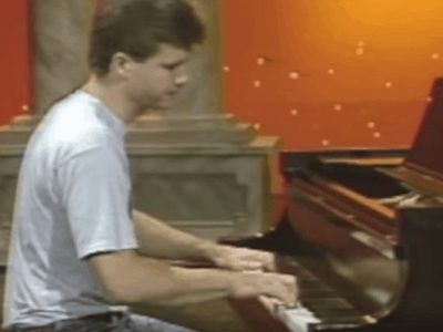 Johnny carson once asked the audience if anybody played the piano. this man raised his hand, and his life was forever changed